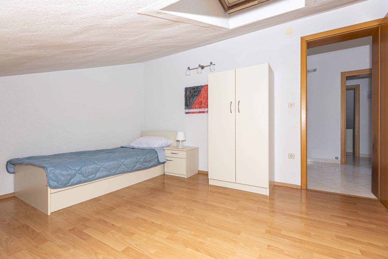 Murvica Apartman Pag Town